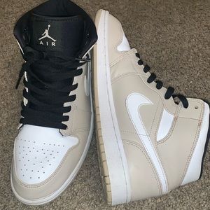 Beige/Brown Jordan Retro 1s